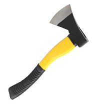 Топор кованый стеклопласт.обрезин. ручкой 600 г   КЕДР 41450