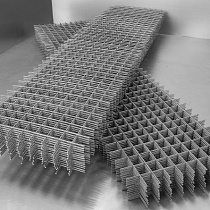 Сетка сварная 100 х 100 х 3 мм (1,5 х 2 м) в картах 1,74 кг/шт 33150